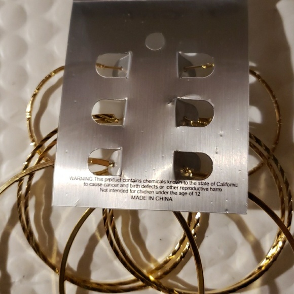 ALL GOLDEN EARRINGS - Picture 3 of 6